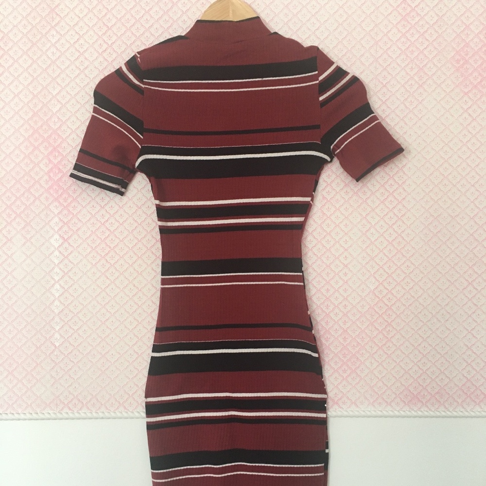 BUNDLE ME✨BODYCON DRESS - Picture 2 of 3